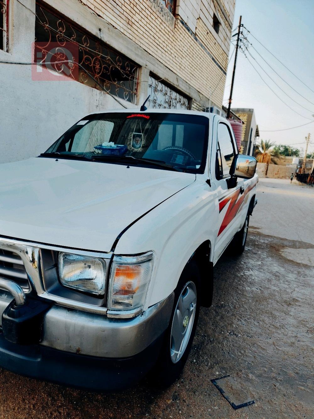 تويوتا هايلوكس